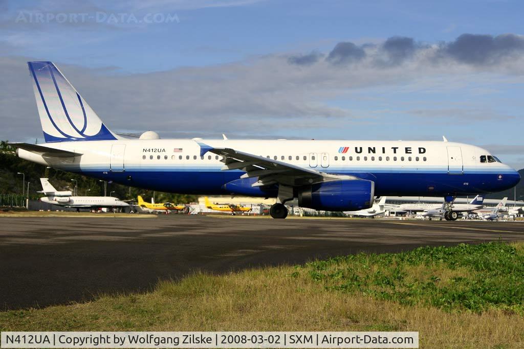 N412UA, 1994 Airbus A320-232 C/N 465, visitor