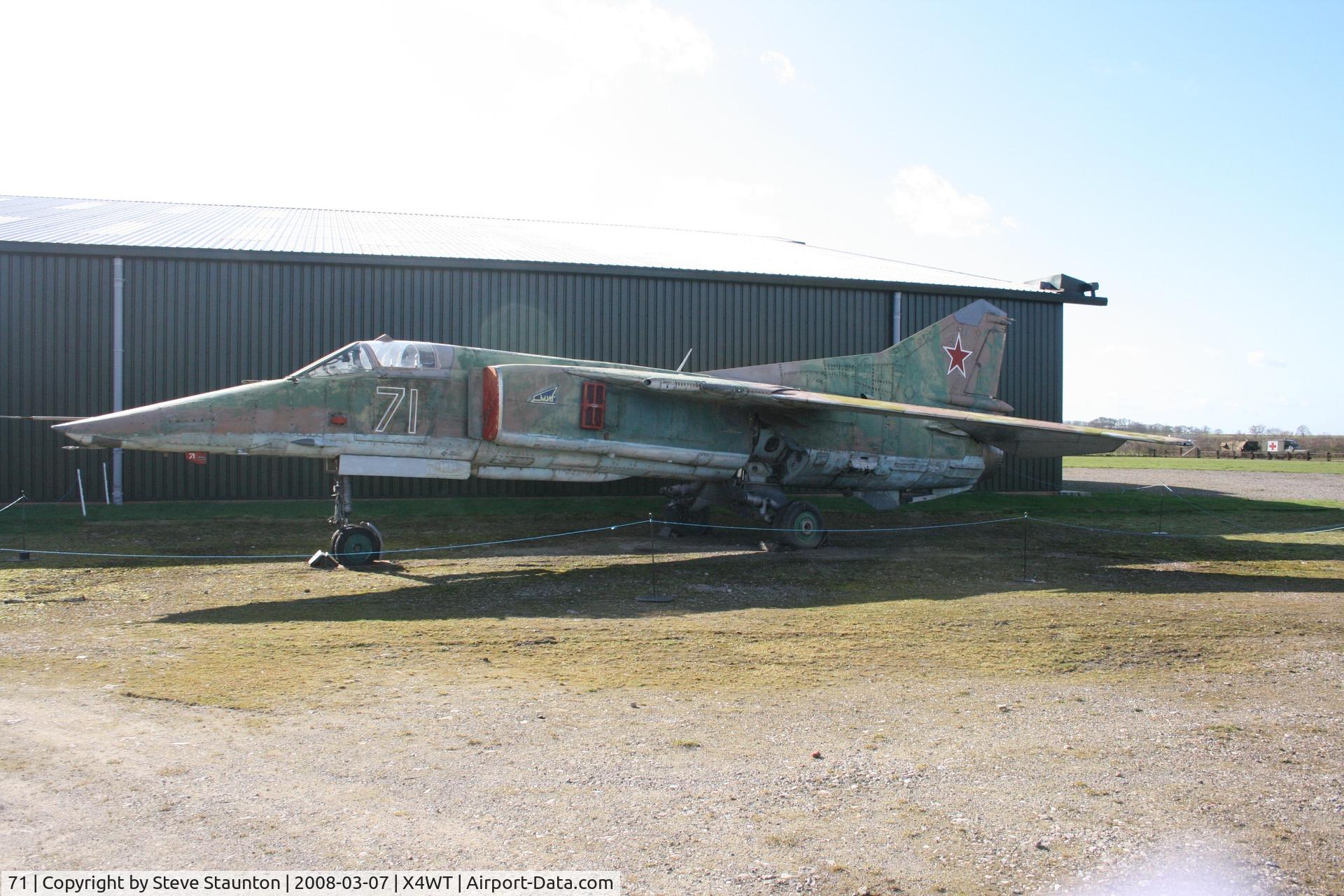 71, Mikoyan-Gurevich MiG-27K C/N 61912507006, Newark Air Museum, March 2008