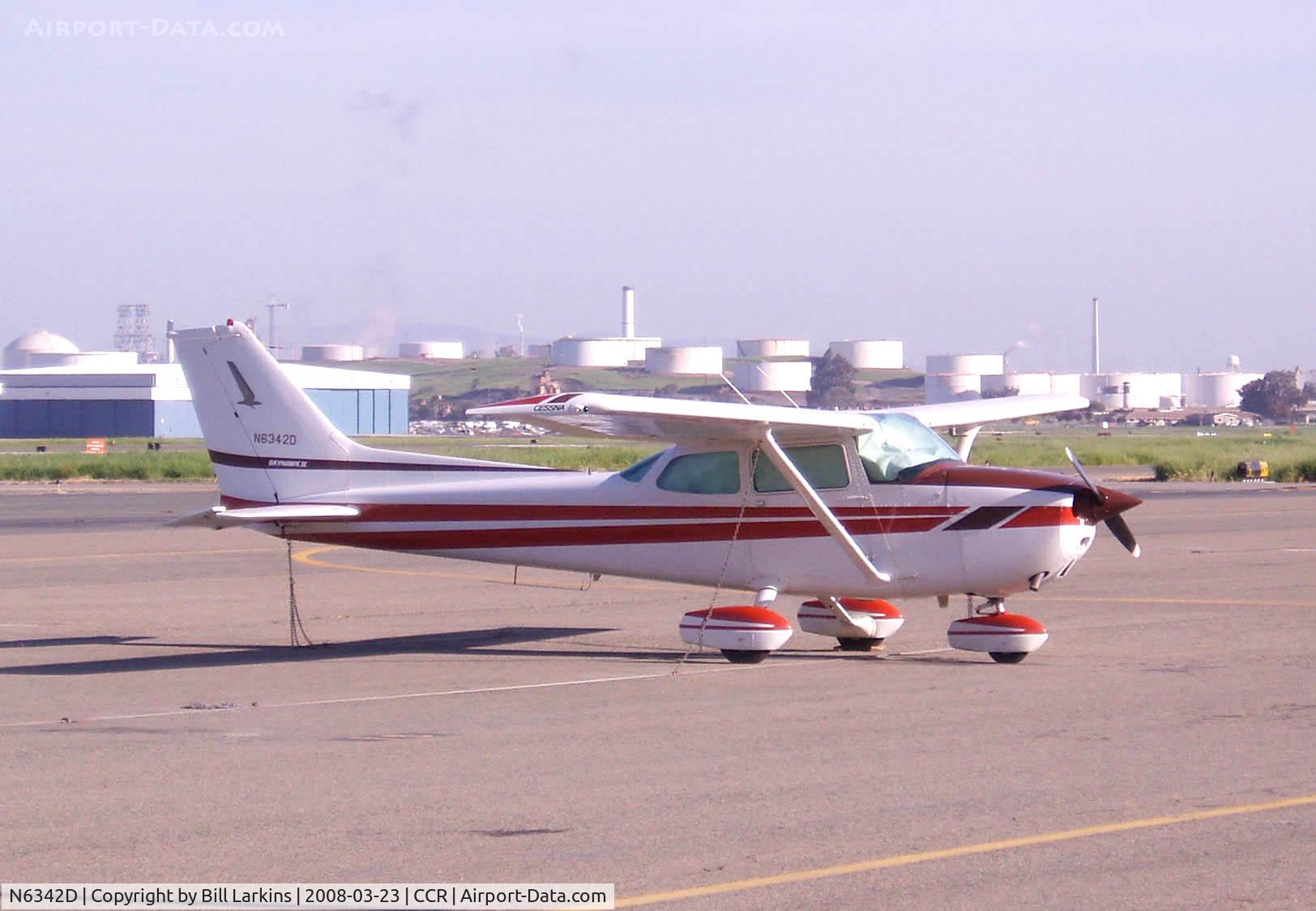 N6342D, 1979 Cessna 172N C/N 17272728, Early morning