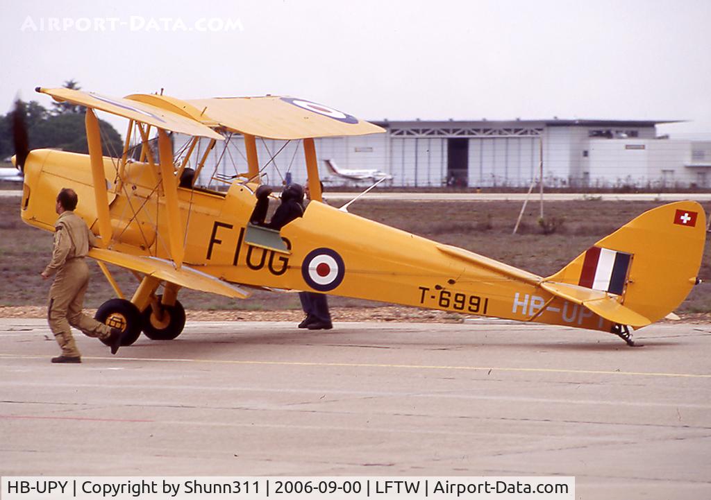 HB-UPY, 1943 De Havilland DH-82A Tiger Moth II C/N 85635, Ready for Navy Airshow 2006 @ FNI