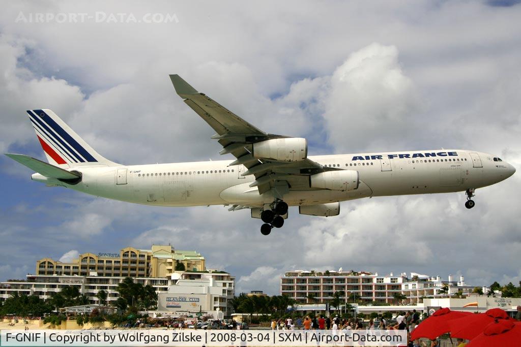 F-GNIF, 1997 Airbus A340-313X C/N 168, visitor