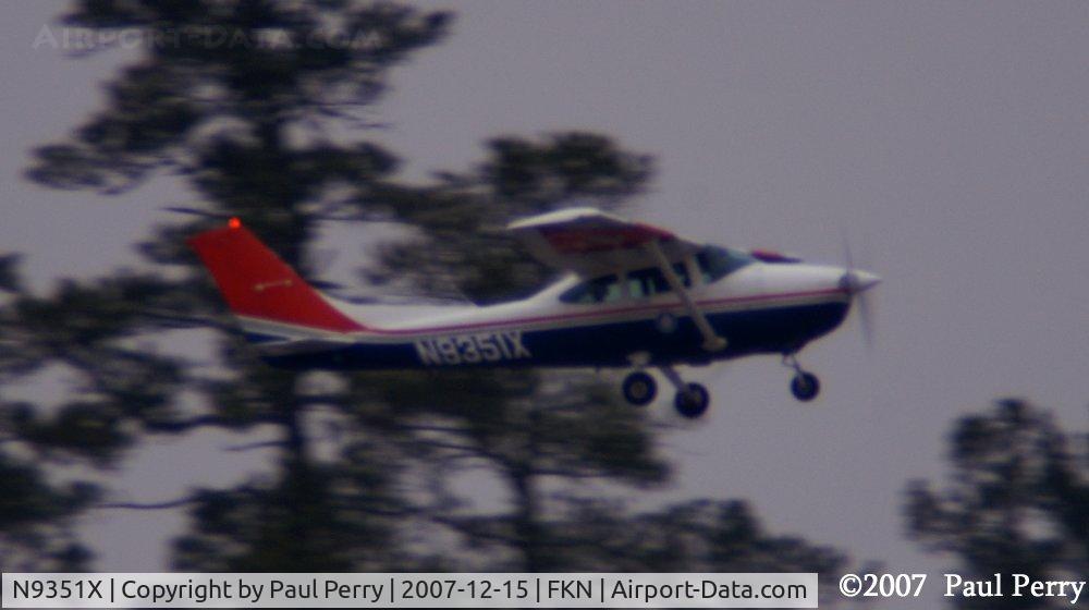 N9351X, 1985 Cessna 182R Skylane C/N 18268499, Off on another training sortie