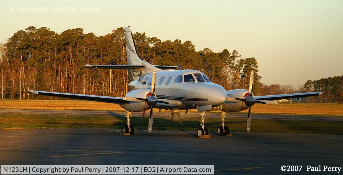 N123LH, 1981 Swearingen SA227-TT Merlin IIIC C/N TT-433, A nice sunrise to light her.  Pretty indeed
