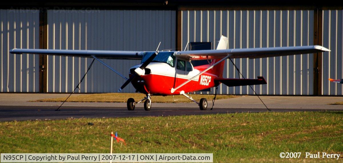 N95CP, 1976 Cessna 172M C/N 17265896, Familiar colors, and bright too
