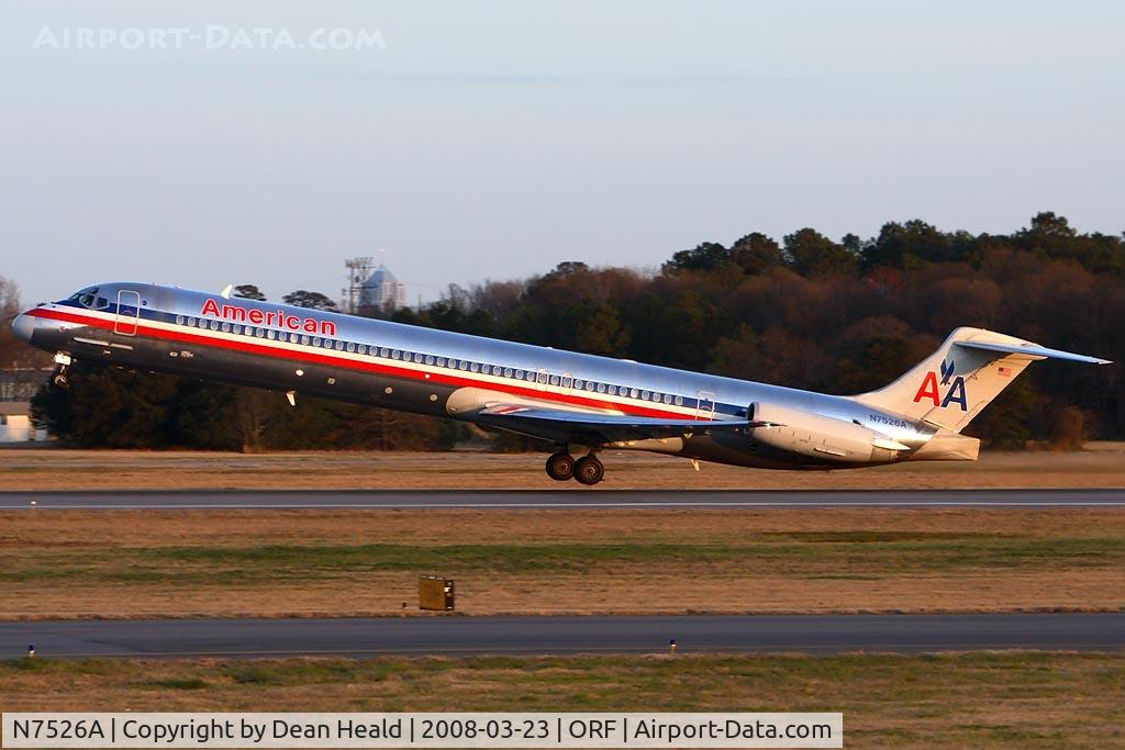 N7526A, 1990 McDonnell Douglas MD-82 (DC-9-82) C/N 49918, American Airlines N7526A (FLT AAL1003) departing RWY 5 enroute to Dallas/Fort Worth Int'l (KDFW).