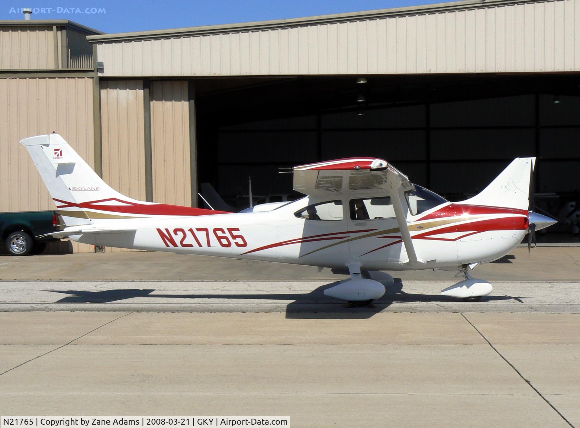 N21765, 2007 Cessna 182T Skylane C/N 18281943, At Arlington Municipal