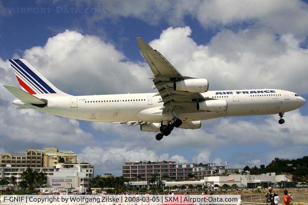 F-GNIF, 1997 Airbus A340-313X C/N 168, visitor
