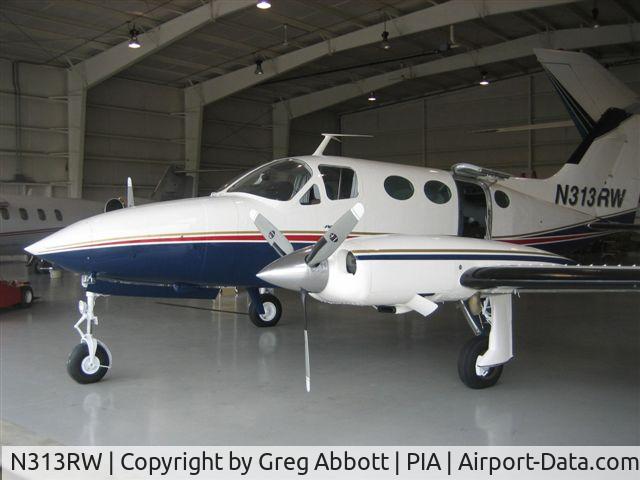 N313RW, 1969 Cessna 414 Chancellor C/N 414-0010, New paint job