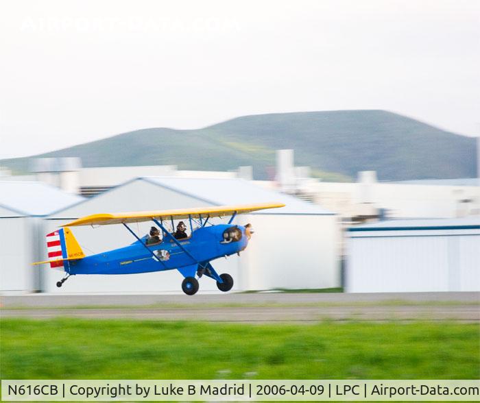 N616CB, Pietenpol (Grega) GN-1 Air Camper C/N 2986, Greasing her on Lompoc