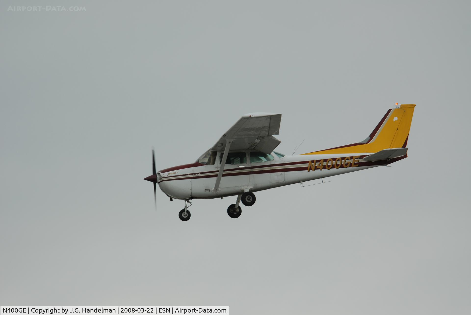 N400GE, 1981 Cessna 172P C/N 17275445, On final at Easton MD