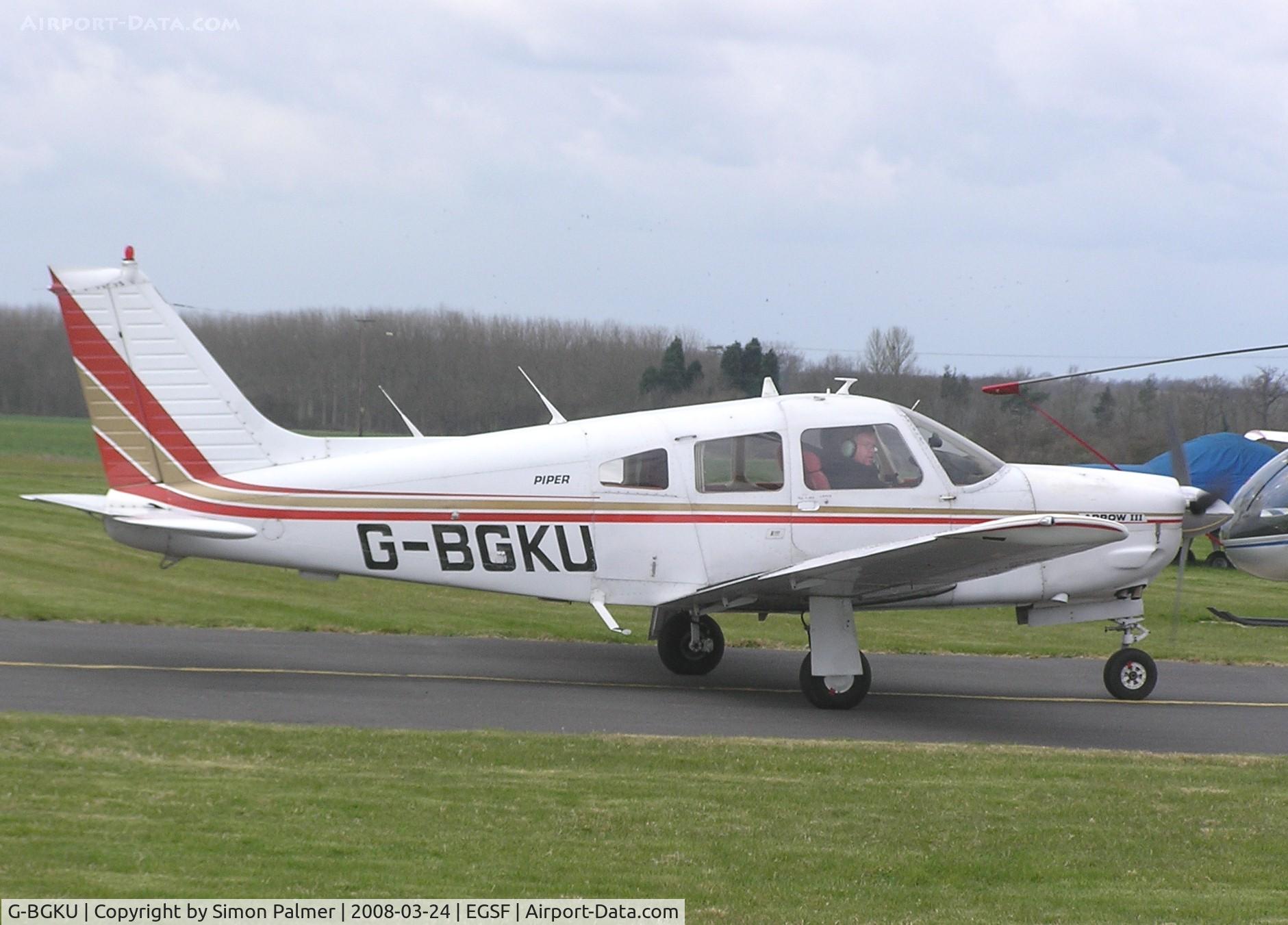 G-BGKU, 1978 Piper PA-28R-201 Cherokee Arrow III C/N 28R-7837237, Based Arrow arriving at Conington