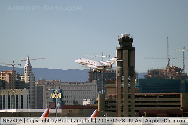 N824QS, 2001 Raytheon Hawker 800XP C/N 258523, NetJets Aviation / 2001 Raytheon Hawker 800XP