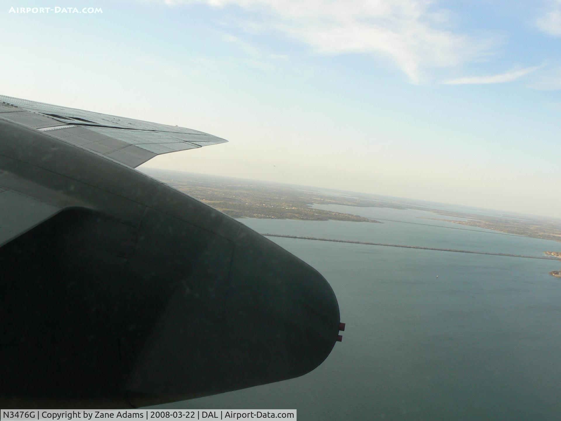 N3476G, 1944 North American B-25J Mitchell C/N 108-33257, Tondelayo! Looking out the right waist window on a Collings Foundation flight!