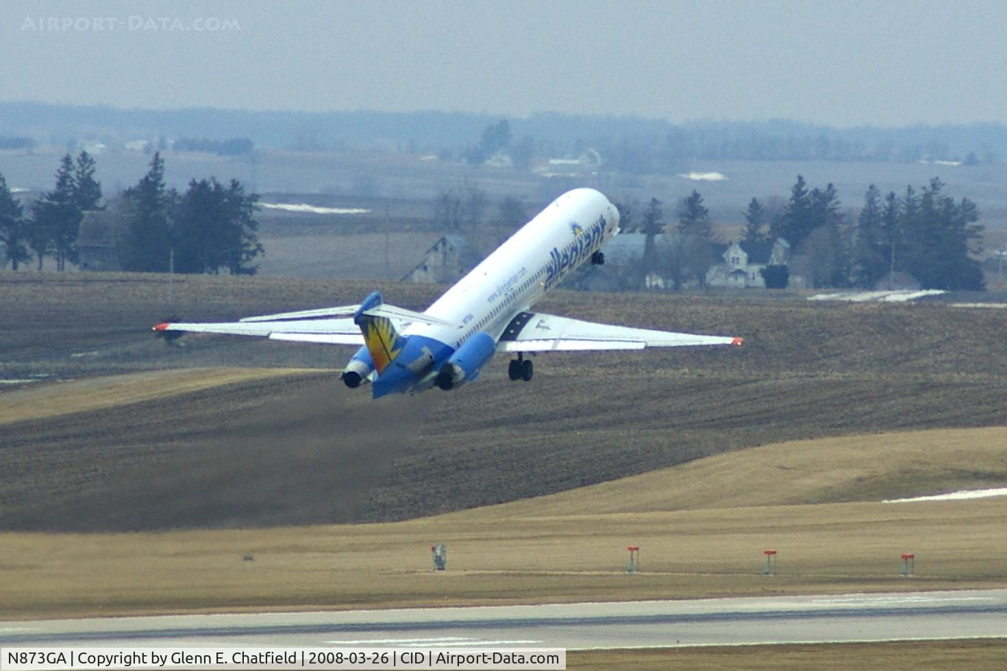 N873GA, 1988 McDonnell Douglas MD-83 (DC-9-83) C/N 49658, Airborne off Runway 27, heading for Orlando SFB