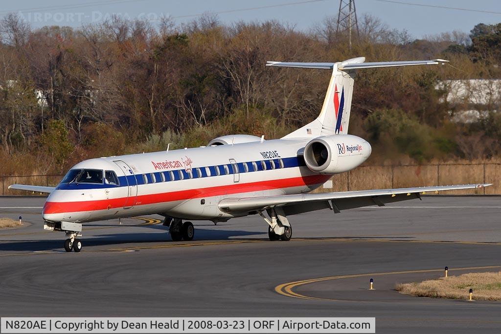 N820AE, 2002 Embraer ERJ-140LR (EMB-135KL) C/N 145576, American Eagle N820AE (FLT EGF 216) from Miami Int'l (KMIA) exitting RWY 5 at Taxiway 