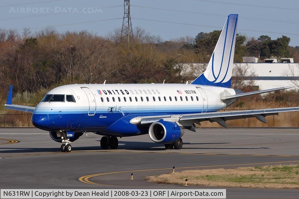 N631RW, 2004 Embraer 170SE (ERJ-170-100SE) C/N 17000007, United Express (Operated by Shuttle America) N631RW (FLT TCF7734) exitting RWY 5 at Taxiway 