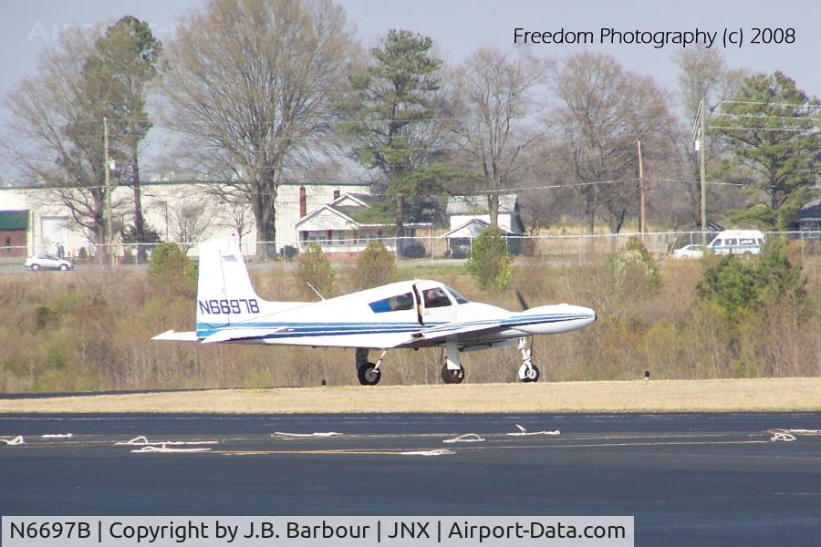 N6697B, 1958 Cessna 310C C/N 35797, Love these twins