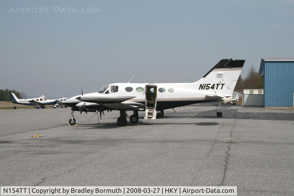 N154TT, Cessna 414 Chancellor C/N 414-0950, A great day to take pictures.