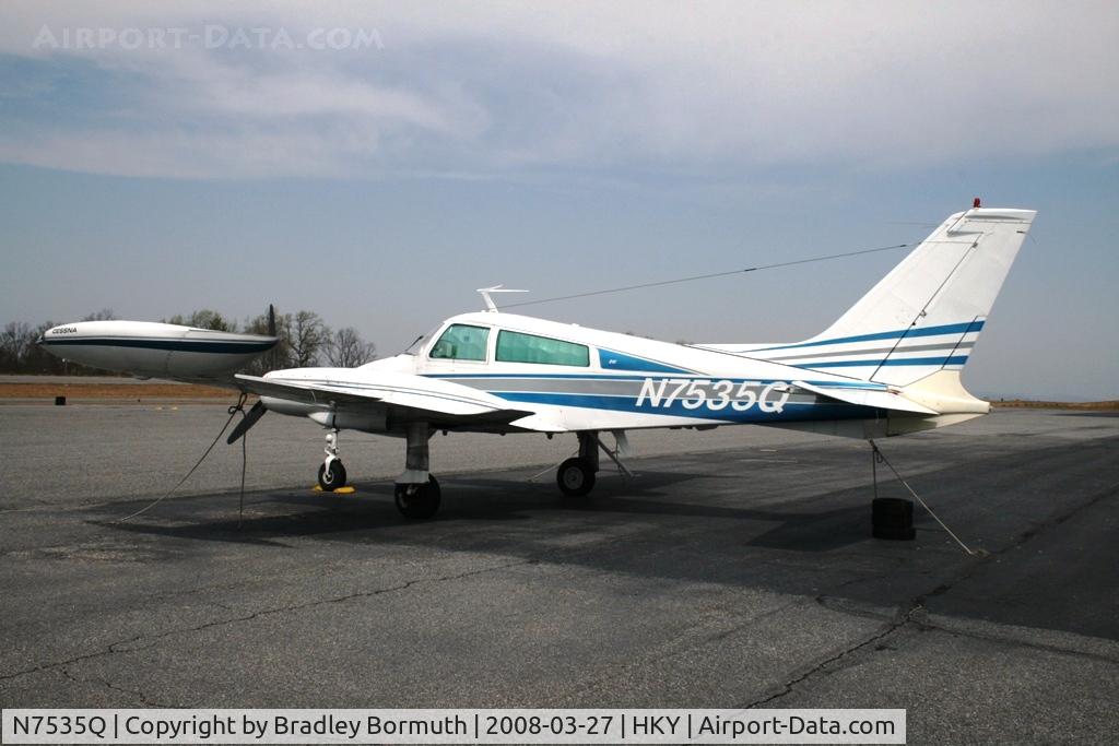N7535Q, 1969 Cessna 310Q C/N 310Q0035, A great day to take pictures.