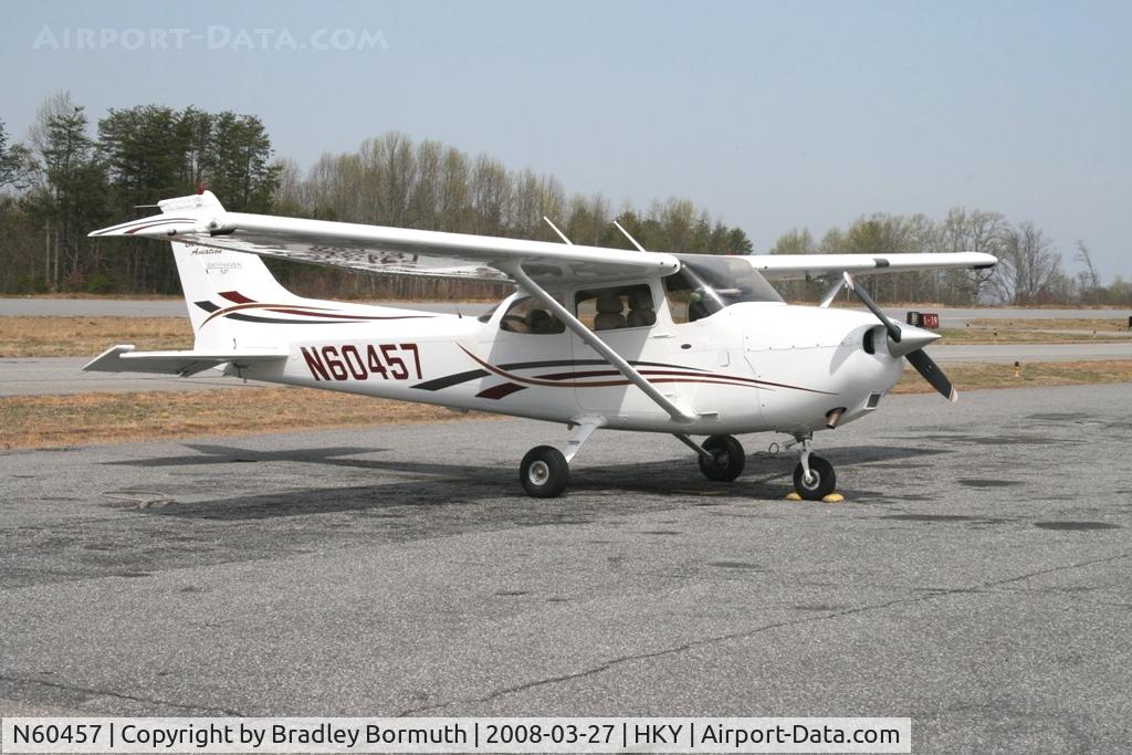N60457, 2006 Cessna 172S C/N 172S10212, A great day to take pictures.