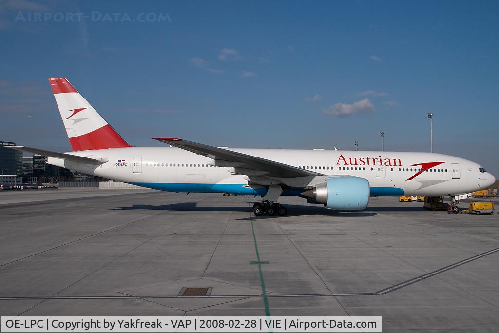 OE-LPC, 2002 Boeing 777-2Z9/ER C/N 29313, Austrian Airlines Boeing 777-200