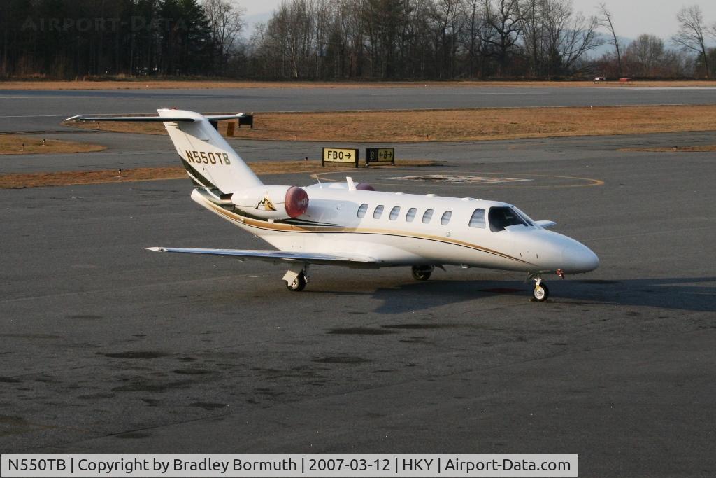 N550TB, 2001 Cessna 525A CitationJet CJ2 C/N 525A0025, A great day to take pictures.