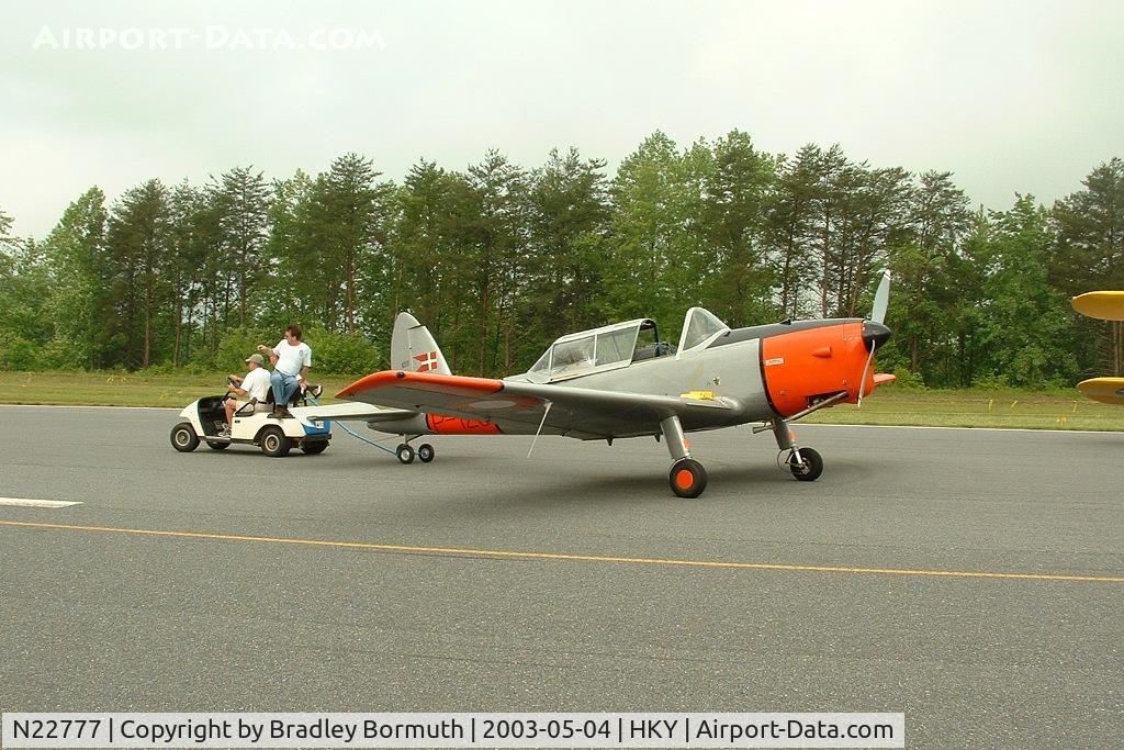 N22777, 1950 De Havilland DHC-1 Chipmunk 22 C/N C1/0105, During the 2003 Warbirds Over Hickory Airshow.