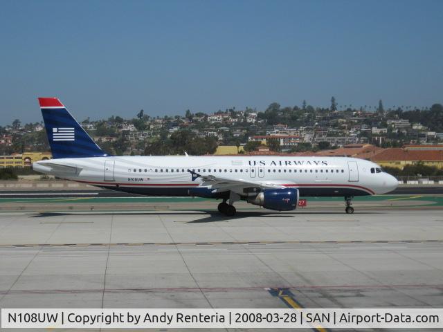 N108UW, 1999 Airbus A320-214 C/N 1061, New colors!