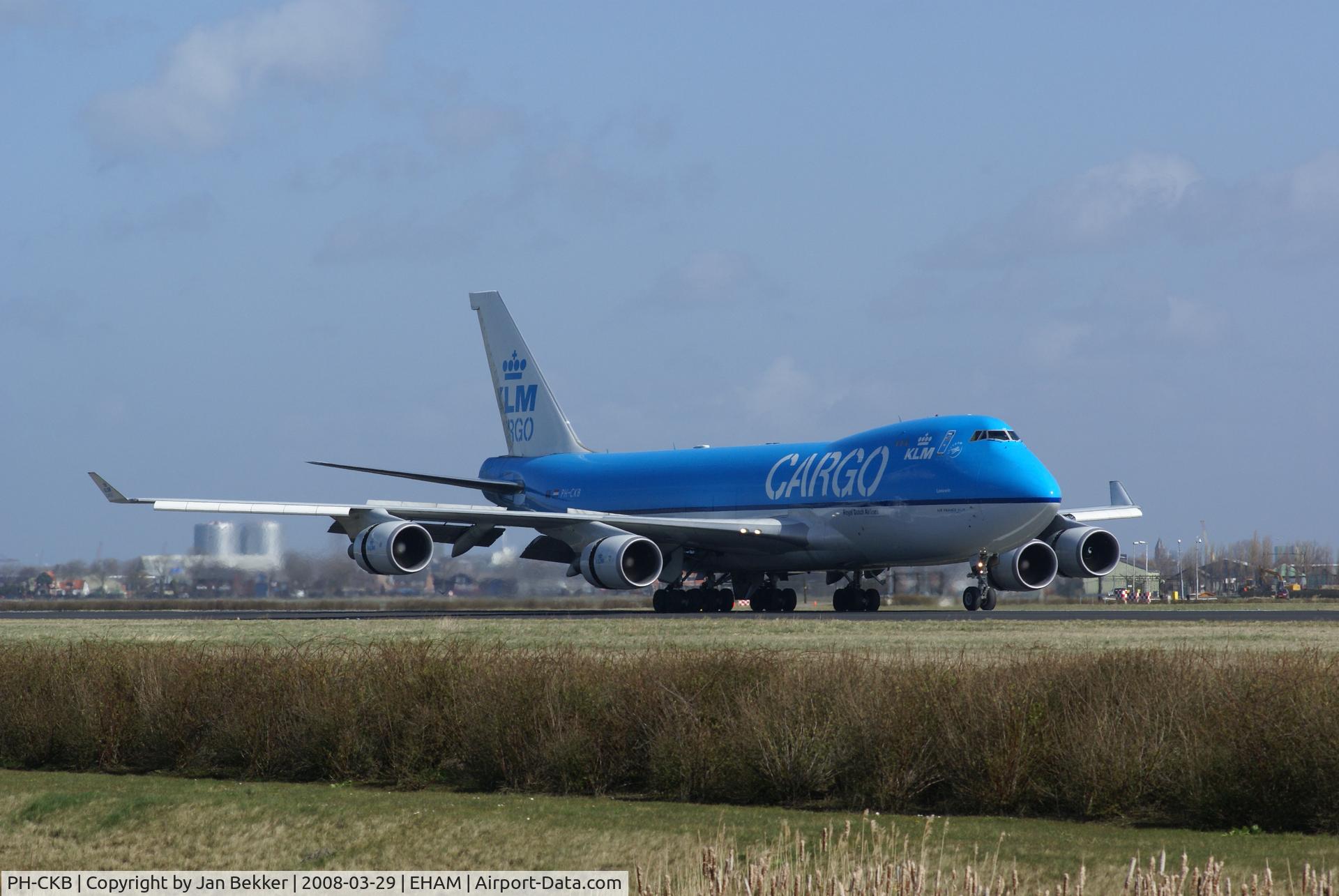 PH-CKB, 2003 Boeing 747-406F/ER/SCD C/N 33695, Just after landing on the Polderbaan at Schiphol