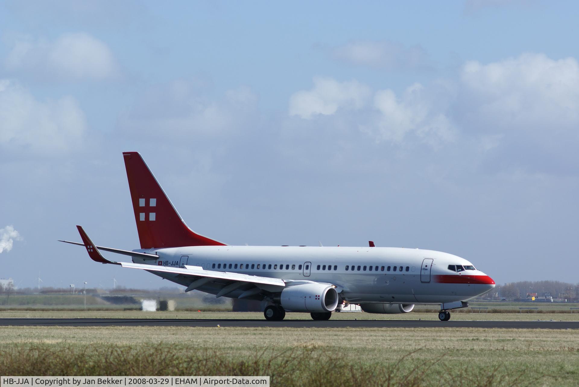 HB-JJA, 2005 Boeing 737-7AK BBJ C/N 34303, Just after landing on the Polderbaan at Schiphol