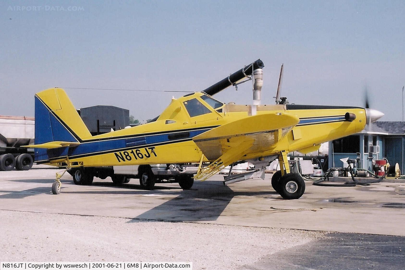 N816JT, 1998 Air Tractor AT-802A C/N 802A-0074, 1998 Air Tractor AT-802A, #802A-0074.  Marked Tree Flying Service-Marked Tree, Arkansas.