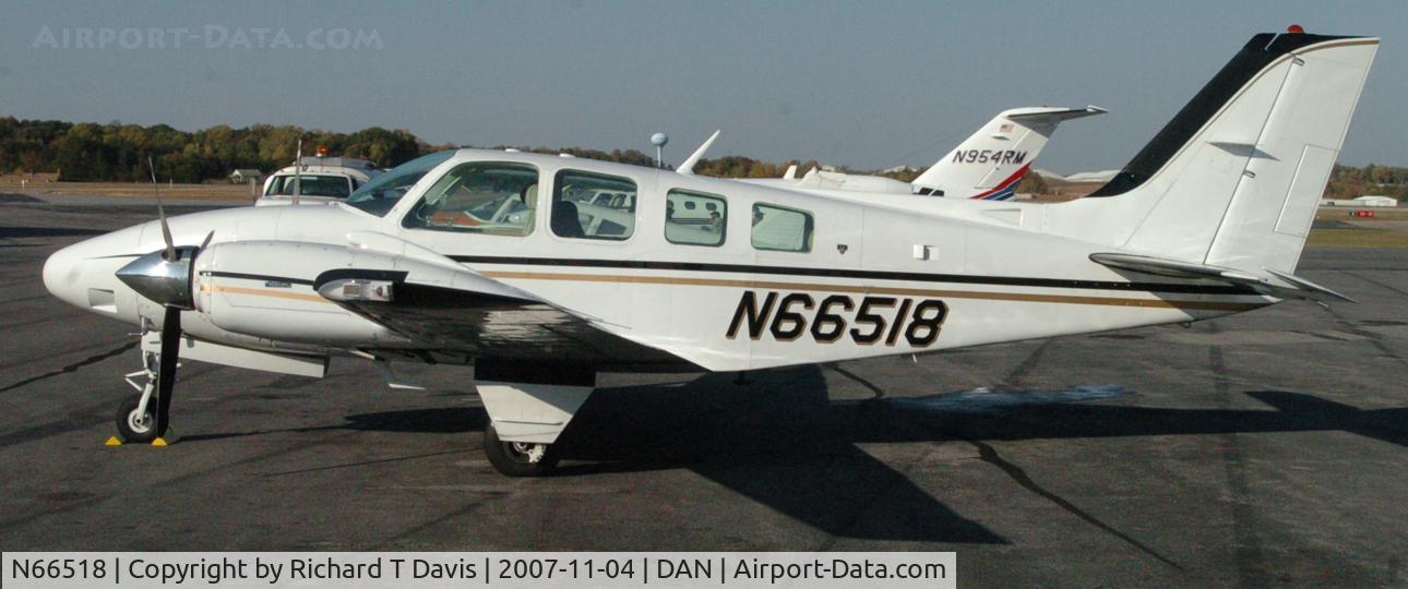 N66518, 1979 Beech 58 Baron C/N TH-1044, 1979 Beech 58 in Danville Va.