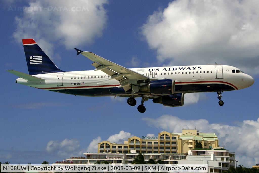 N108UW, 1999 Airbus A320-214 C/N 1061, visitor