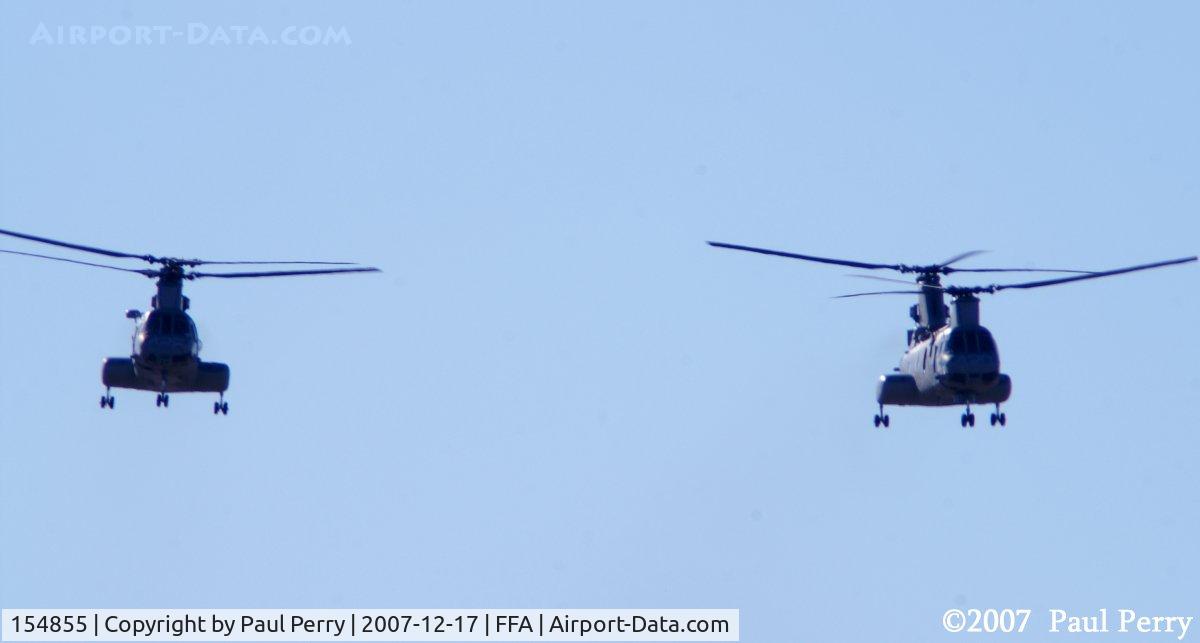 154855, Boeing Vertol CH-46F Sea Knight C/N 2462, MQ-420 from the Wild Geese leading the two ship