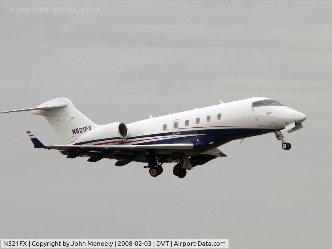 N521FX, 2005 Bombardier Challenger 300 (BD-100-1A10) C/N 20057, 