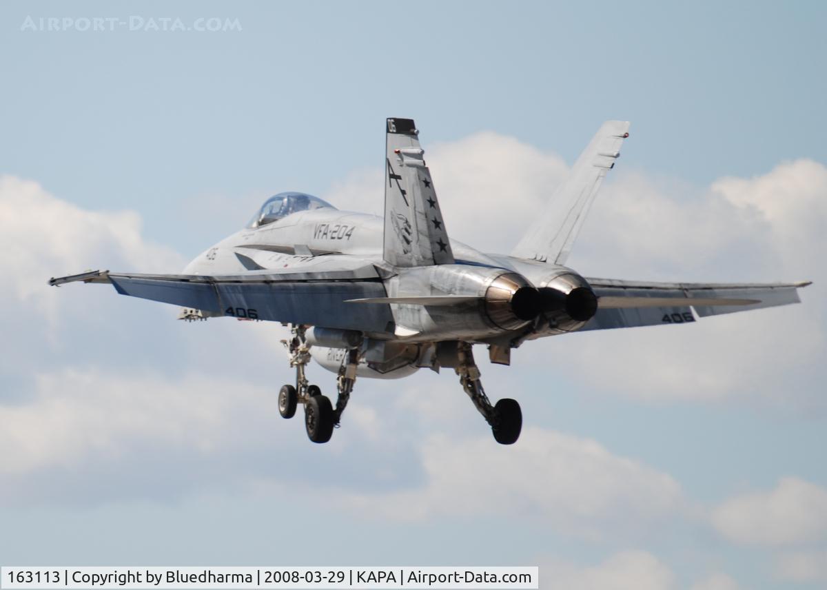 163113, McDonnell Douglas F/A-18A Hornet C/N 0507/A419, F/A-18C VFA-204 'River Rattlers' AF/406 on final approach to 17L.