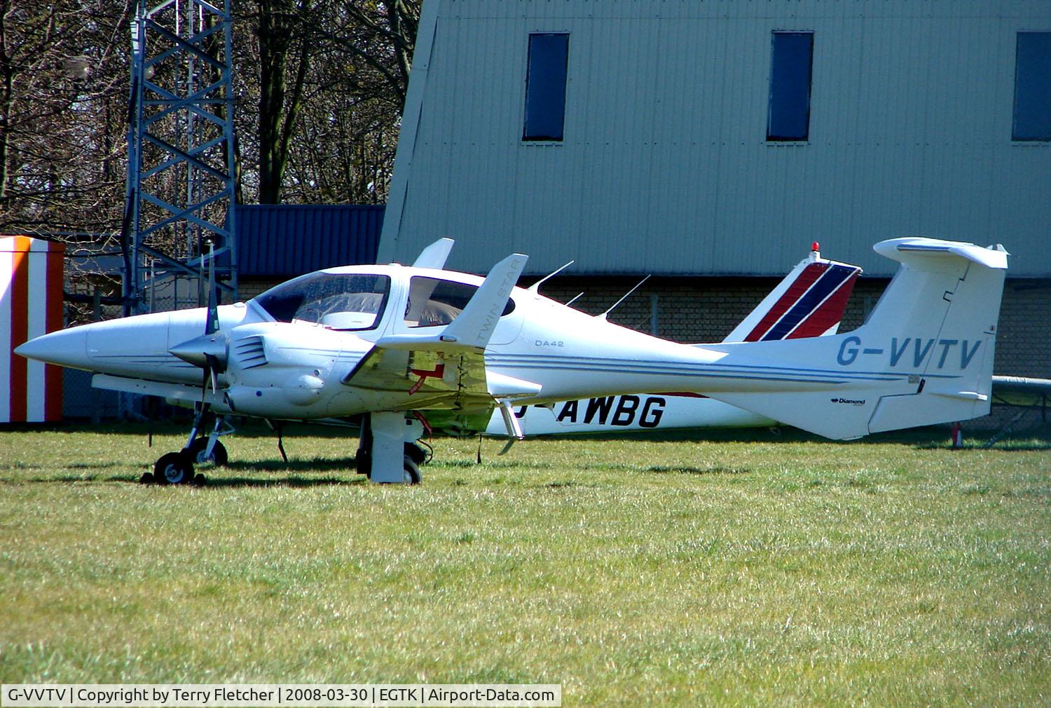 G-VVTV, 2006 Diamond DA-42 Twin Star C/N 42.170, Diamond TwinStar at Kidlington