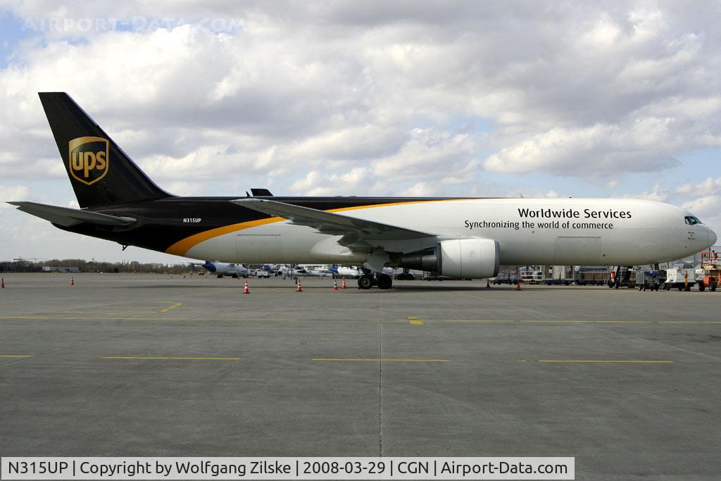 N315UP, 1996 Boeing 767-34AF C/N 27743, visitor