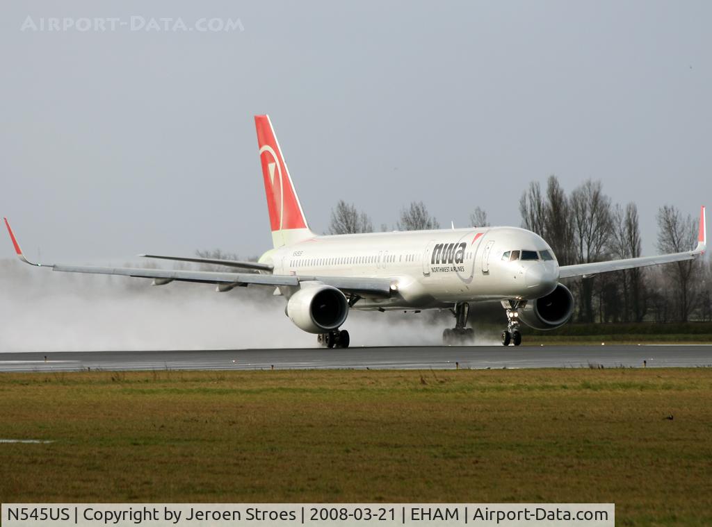 N545US, 1996 Boeing 757-251 C/N 26492, .