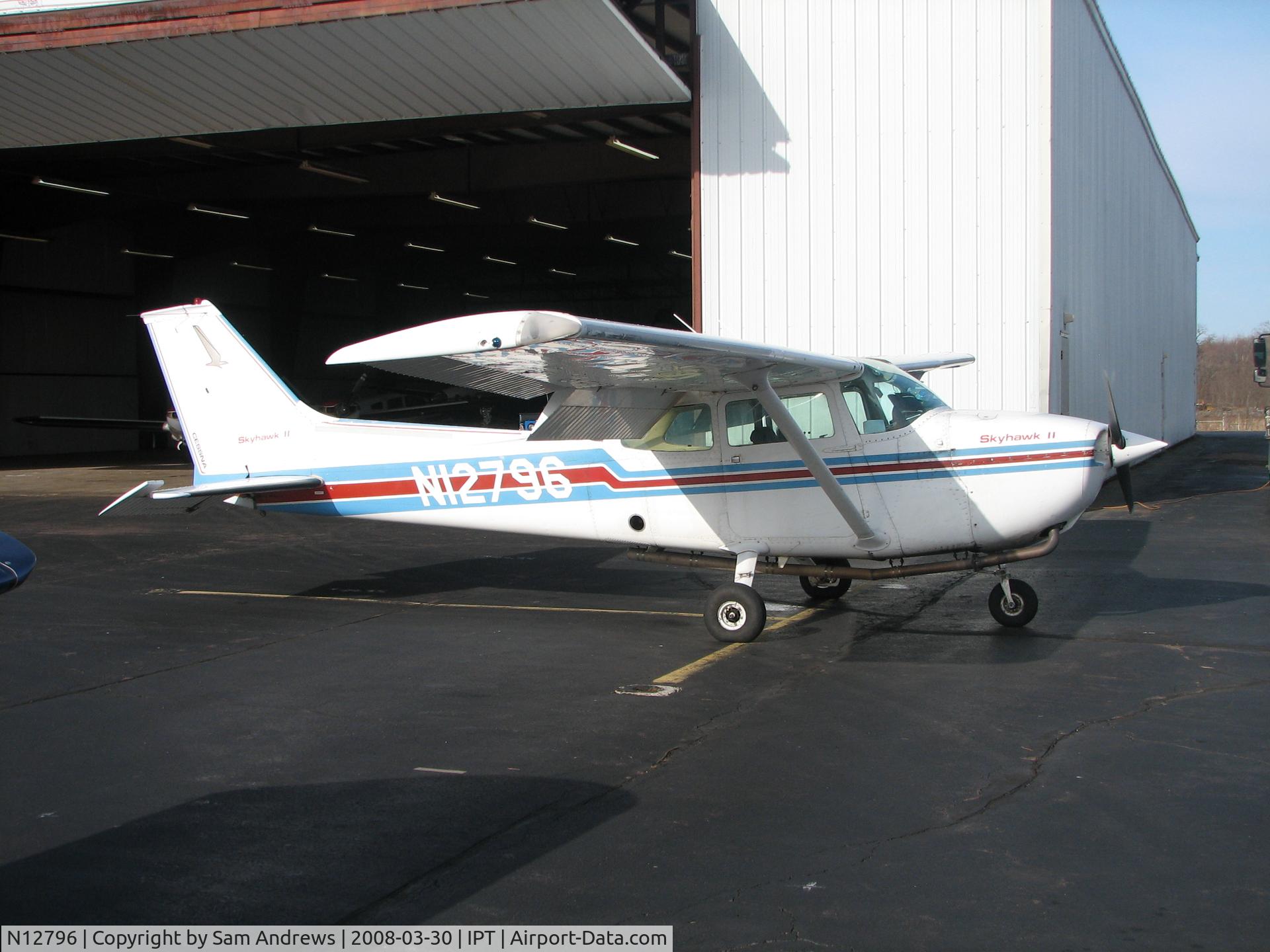 N12796, 1973 Cessna 172M C/N 17262267, One sunny sunday morning.