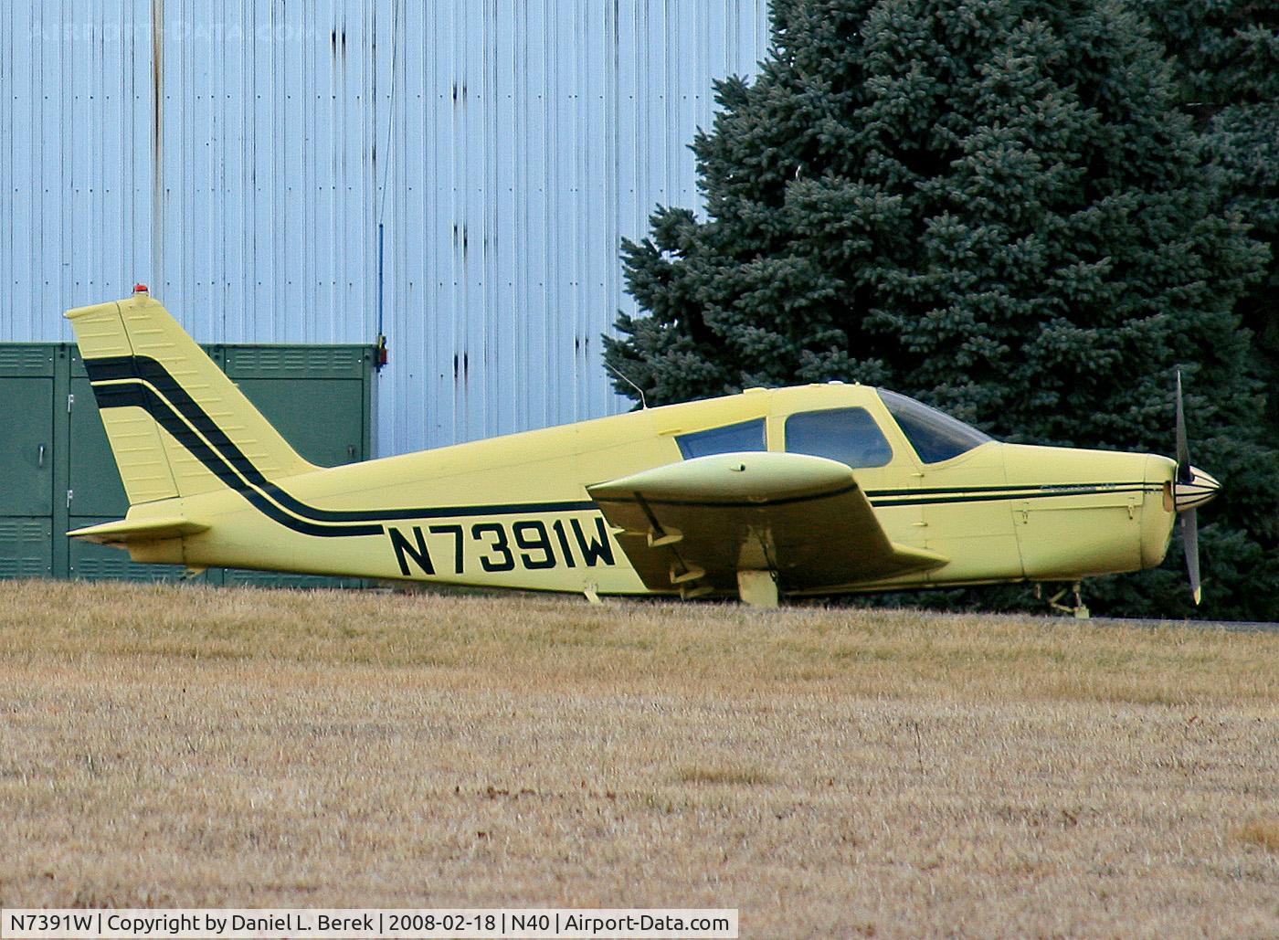 N7391W, 1963 Piper PA-28-180 C/N 28-1276, Canary yellow Cherokee...