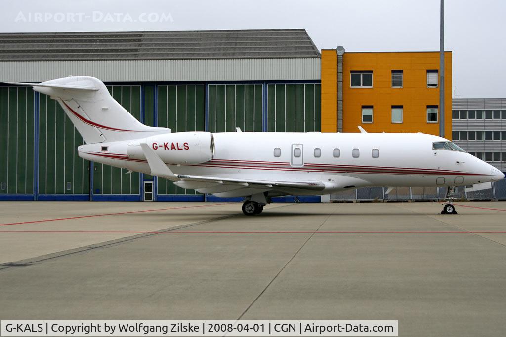 G-KALS, 2006 Bombardier Challenger 300 (BD-100-1A10) C/N 20106, visitor
