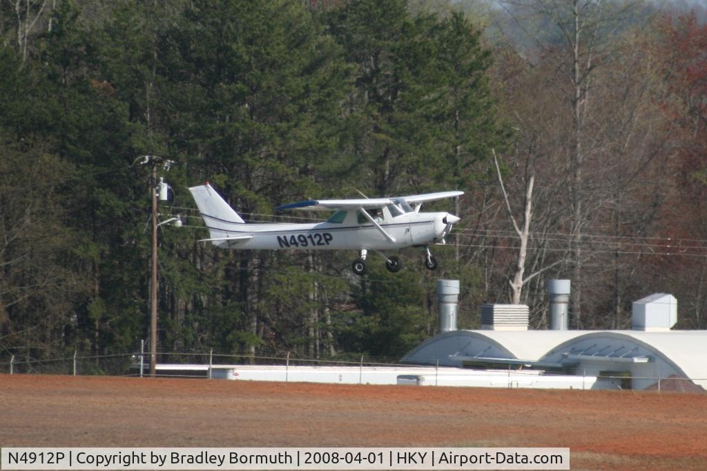 N4912P, 1981 Cessna 152 C/N 15284839, A great day to take pictures.
