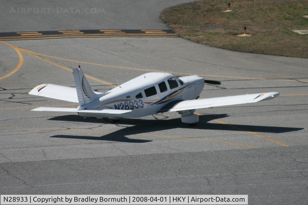 N28933, 1979 Piper PA-32-300 Cherokee Six C/N 32-7940123, A great day to take pictures.