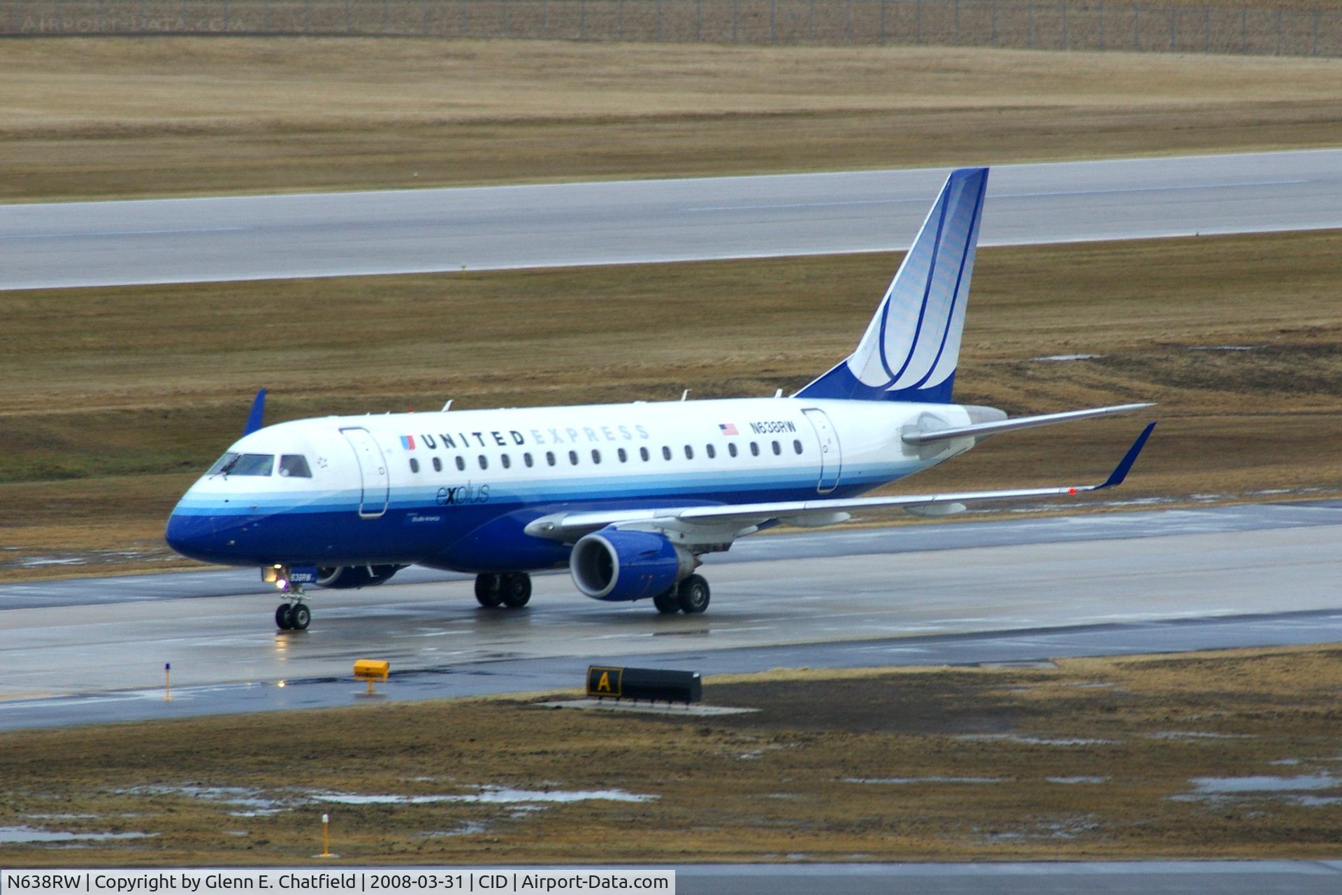 N638RW, 2004 Embraer 170SE (ERJ-170-100SE) C/N 17000053, Taxiing inbound on Alpha