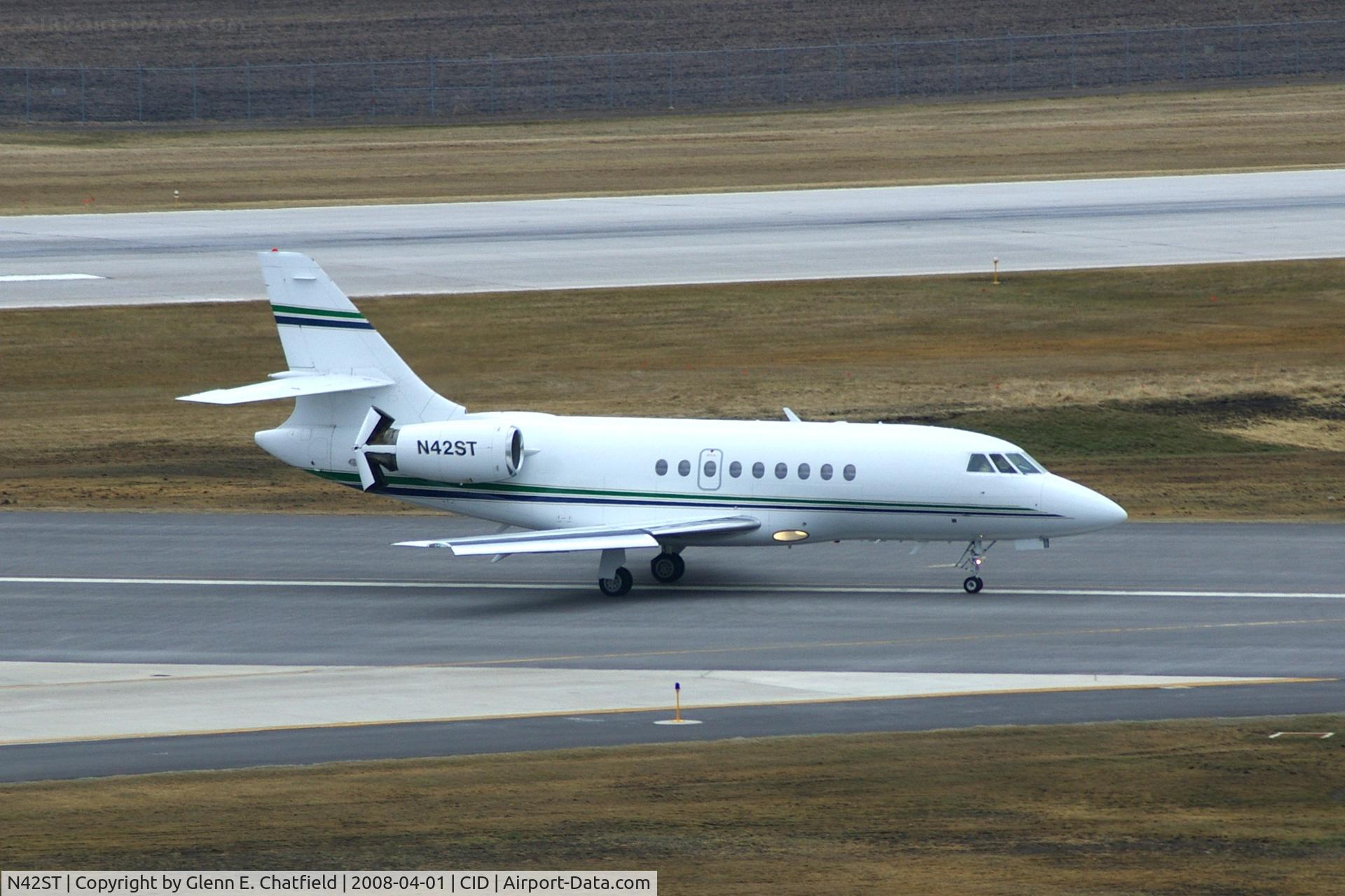 N42ST, 1996 Dassault Falcon 2000 C/N 39, Arriving Runway 31