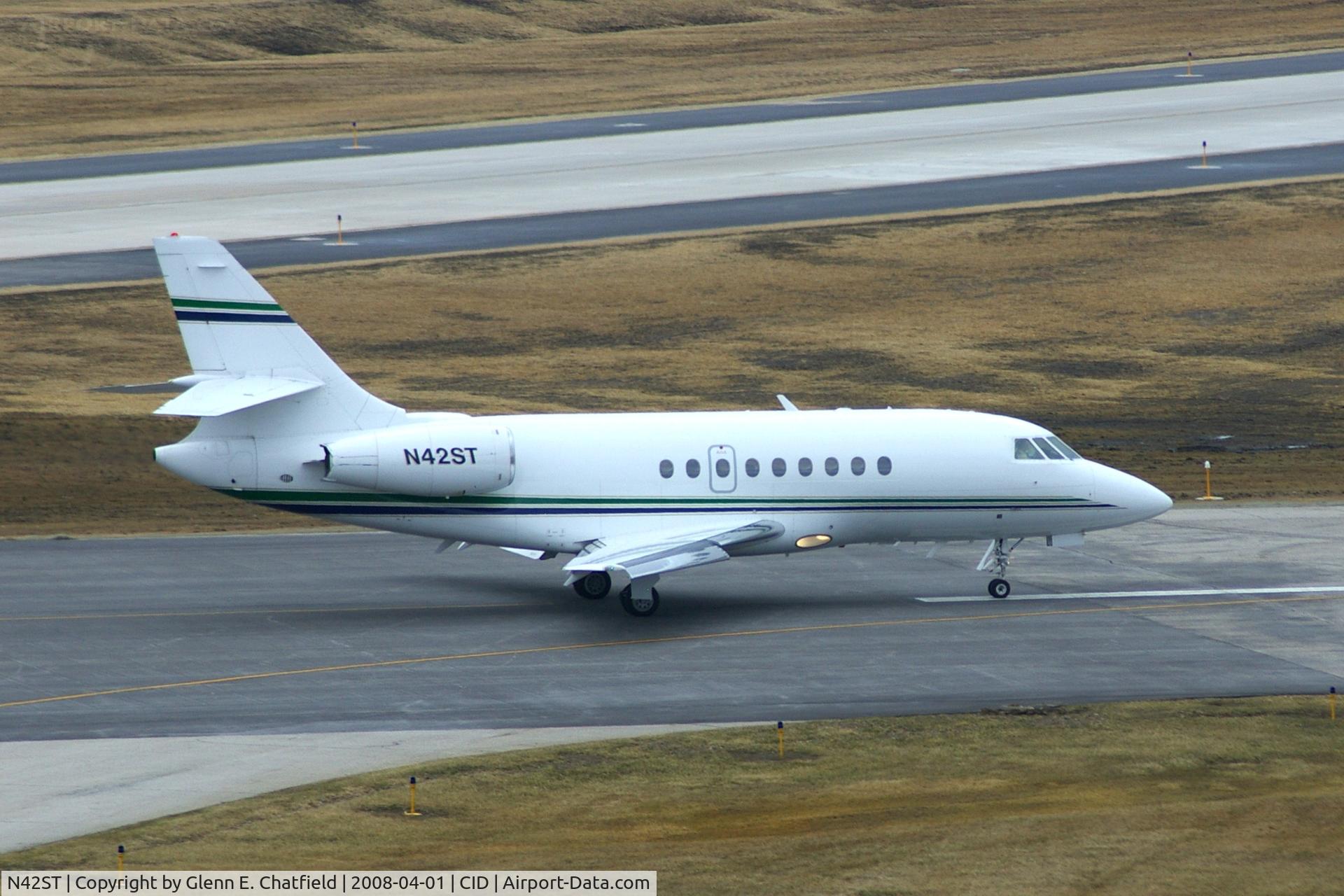 N42ST, 1996 Dassault Falcon 2000 C/N 39, Arriving Runway 31