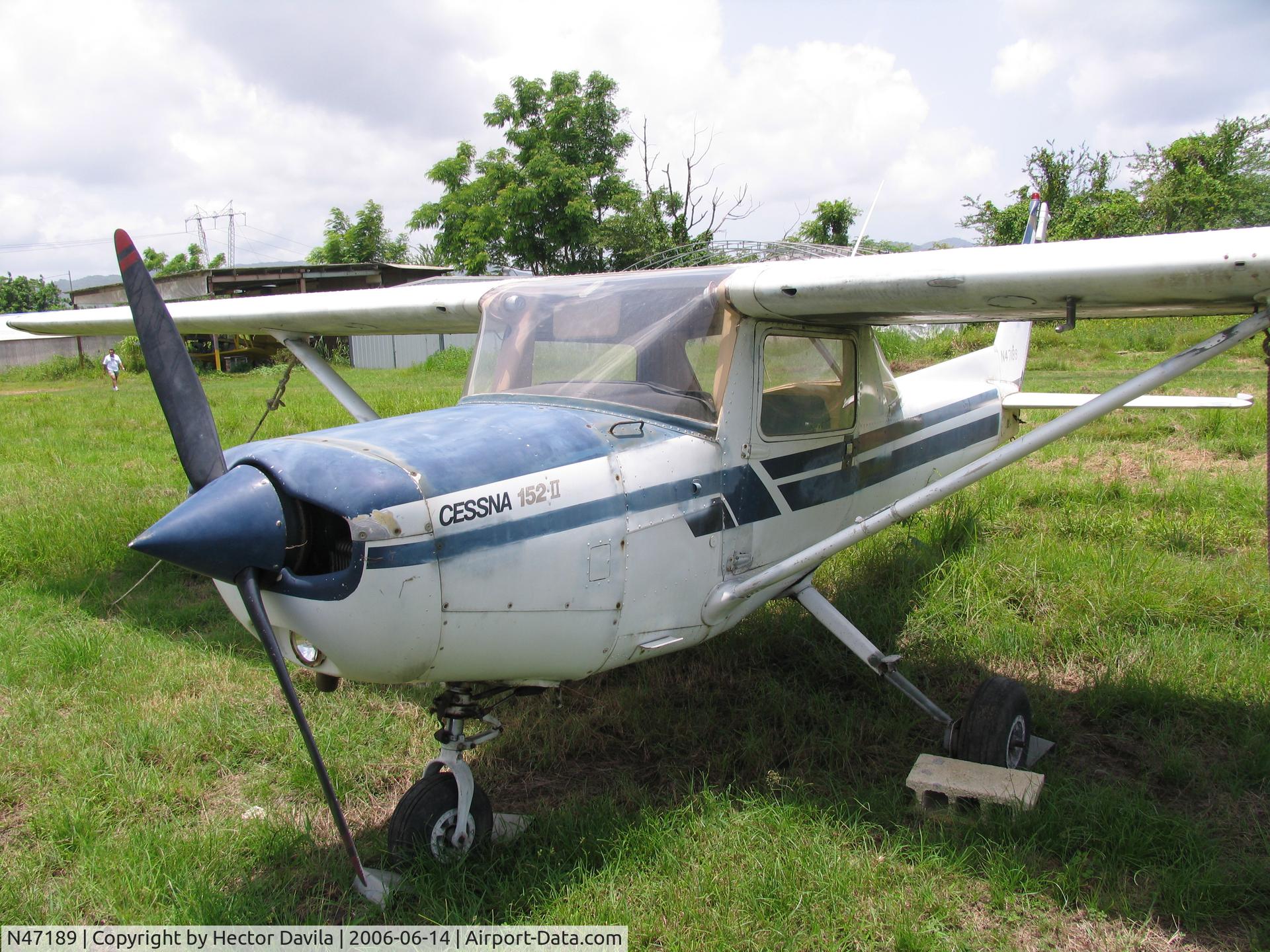 N47189, 1979 Cessna 152 C/N 15283183, Aircraft in preety bad shape.