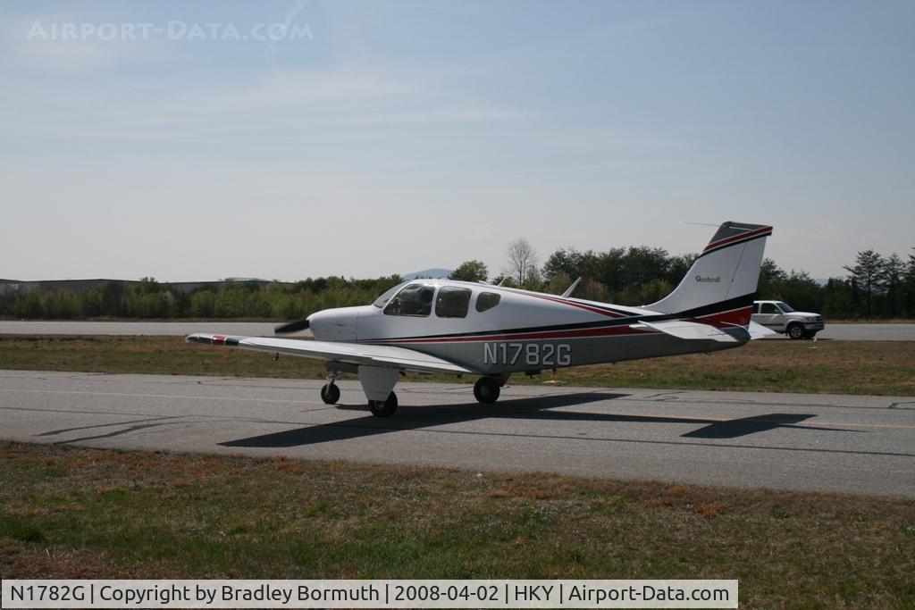 N1782G, 1962 Beech 35-B33 Debonair C/N CD-510, A great day to take pictures.