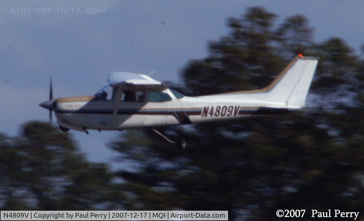 N4809V, 1980 Cessna 172RG Cutlass RG C/N 172RG0385, Cleaning up, and zipping on by